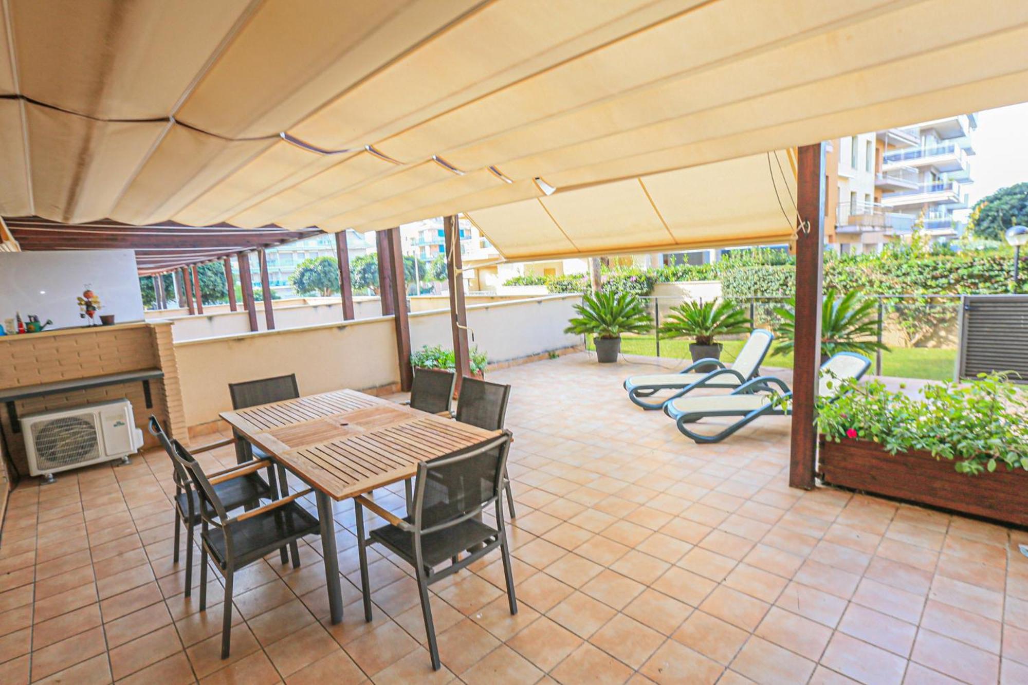 Marina Bjs D - Solo Familias Apartment Cambrils Luaran gambar