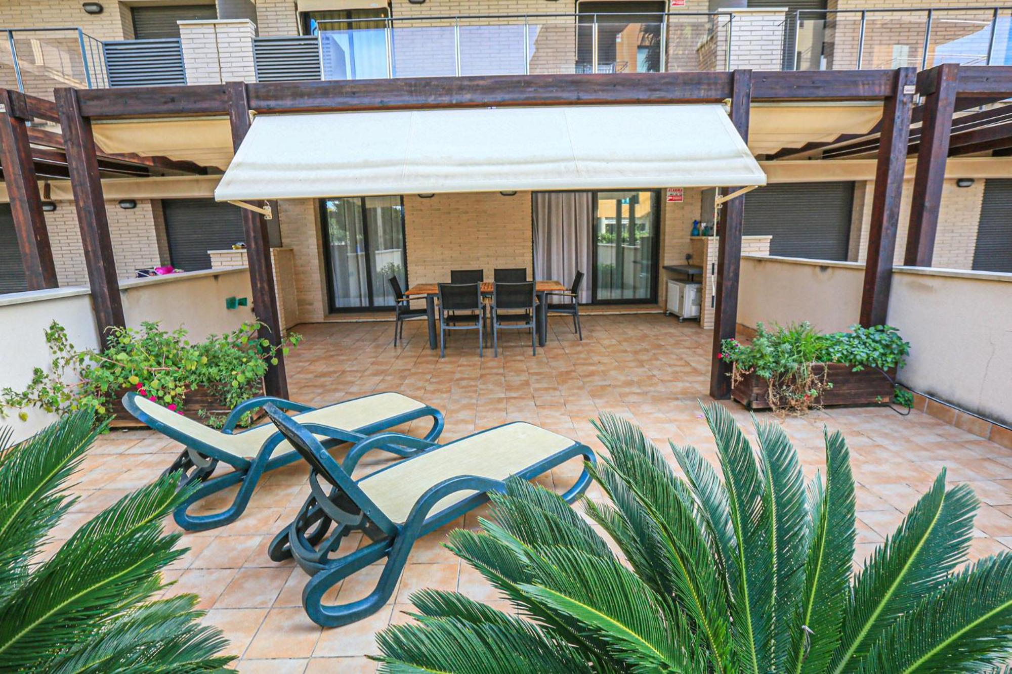 Marina Bjs D - Solo Familias Apartment Cambrils Luaran gambar